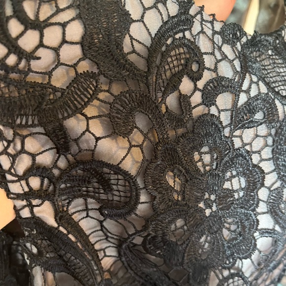 Black lace dress with lining size 10 Lipsy - Picture 2 of 9